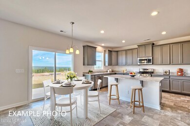 Kitchen & Breakfast Room