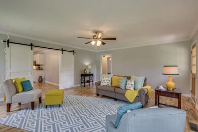 182 Hickory Hollow Dr, Dickson, TN 37055 - photo 6