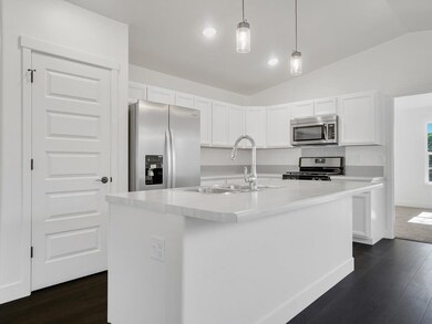 573 Hennessy Way, Grand Junction, CO 81504 - photo 7