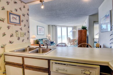 2000 New River Inlet Rd  2505-large-003-