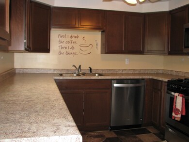 204 W Fillmore St, Philo, IL 61864 - photo 2