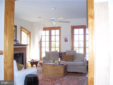 554 Dannaker Ln, Wayne, PA 19087 - photo 3