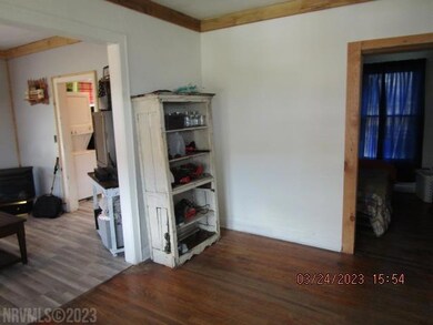 155 Oak Ln, Pulaski, VA 24301 - photo 6