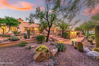 4718 N Camino Corto