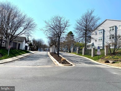 3313 Sir Thomas Dr unit 23, Silver Spring, MD 20904 - photo 2