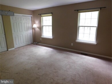 328 Andrew Cir, Coatesville, PA 19320 - photo 7