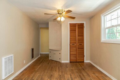 1419 Daisy Ln, Grants Pass, OR 97527 - photo 6