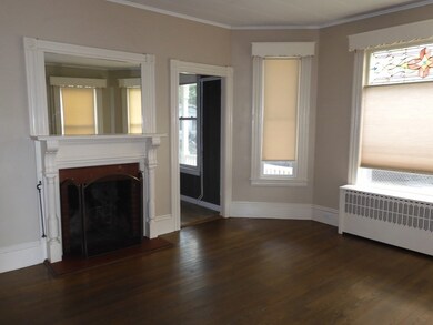 54 Bigelow St, Lawrence, MA 01843 - photo 3