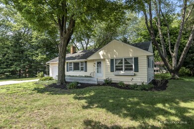 569 w 32nd-3