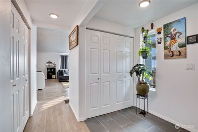 811 S 226th Place, Des Moines, WA 98198 - photo 7