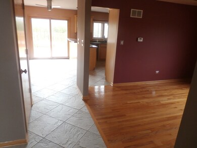 4851 Summerhill Dr, Country Club Hills, IL 60478 - photo 6