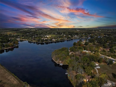 202 Highacres Dr, Saint Clair, MO 63077 - photo 3