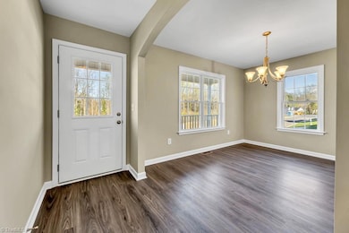 864 Berg St, Asheboro, NC 27203 - photo 3