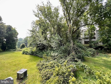 7 Suntop Ct unit 101, Baltimore, MD 21209 - photo 6