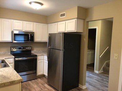 1580 Longeaton Dr unit 88, Upper Arlington, OH 43220 - photo 2