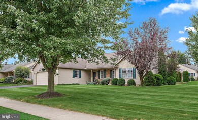 19 Rosemont Dr, Myerstown, PA 17067 - photo 2