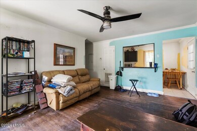 05-Living Room
