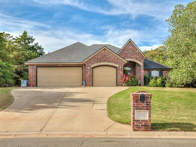 View of front of house featuring a front lawn and 