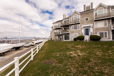 700 Shore Dr unit 313, Fall River, MA 02721 - photo 2