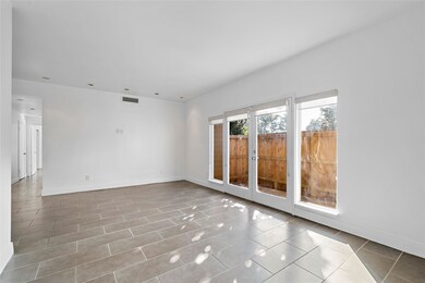 1915 Augusta Dr unit 23, Houston, TX 77057 - photo 4