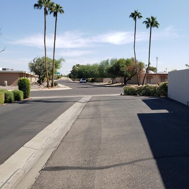 13626 N 109th Ave, Sun City, AZ 85351 - photo 3