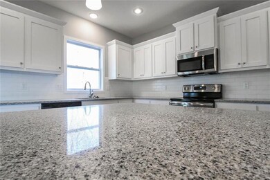 9146 Shady Bend Rd, Shawnee, KS 66227 - photo 5