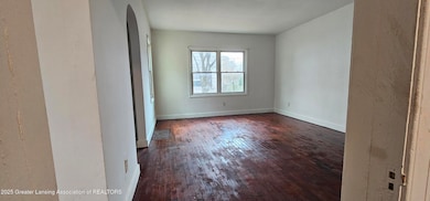 1016 Cleo St, Lansing, MI 48915 - photo 5