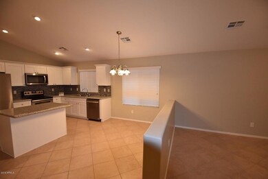 e2d4bcc4-2b0c-4f2d-8de1-ea6e40919e88-w_1