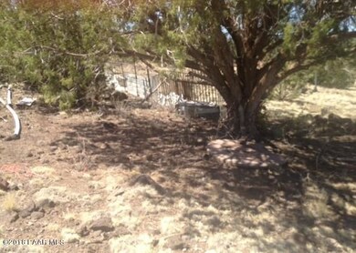 1176 W Edgewood Dr, Ash Fork, AZ 86320 - photo 7