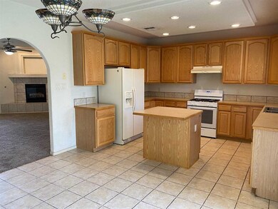 1054 San Miguel, Alamogordo, NM 88310 - photo 3