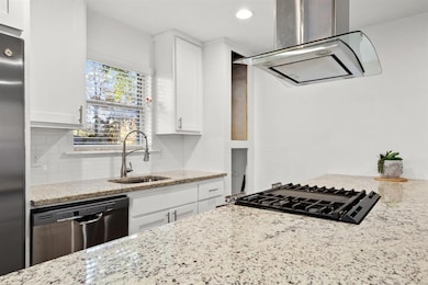 301 E 33rd St unit 2, Austin, TX 78705 - photo 4