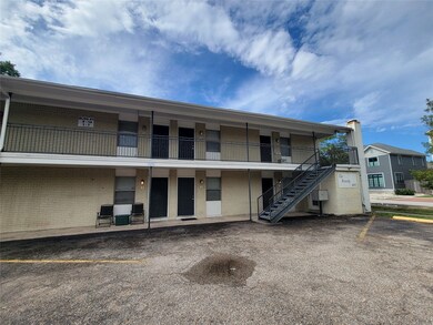 845 Beverly St unit 10, Houston, TX 77007 - photo 3