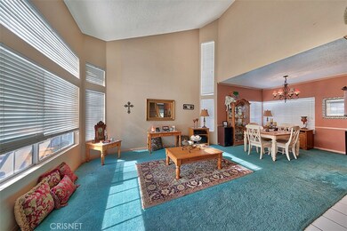 22625 Lilac Ct, Santa Clarita, CA 91390 - photo 4