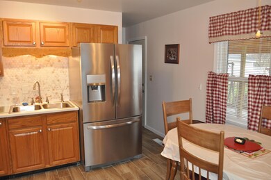 4935 Lockbourne-Spacious Kitchen