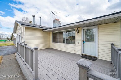 1722 Brink Dr, Anchorage, AK 99504 - photo 4