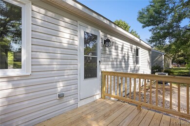 8813 Rainwater Rd, North Chesterfield, VA 23237 - photo 4