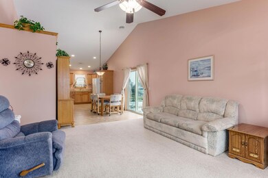 1262NorwayPineCirNewRichmond,WI(Living2-3).jpg