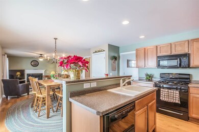 5224 Blazingstar Ln, Fitchburg, WI 53711 - photo 2