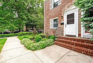 110-25 64th Rd unit 10, Forest Hills, NY 11375 - photo 4