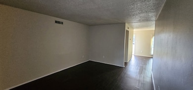 125 Astoria Dr, Cedar Hill, TX 75104 - photo 3