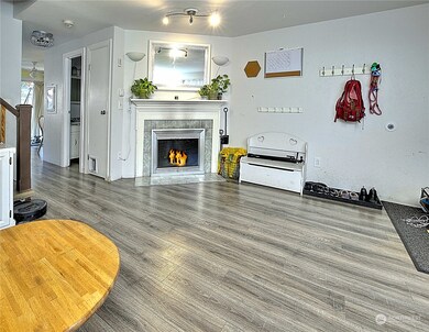 2621 Mountain View Ave W unit 6B, Tacoma, WA 98466 - photo 7