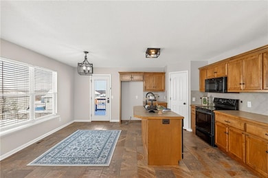 8924 NE Paw Dr, Kansas City, MO 64157 - photo 7