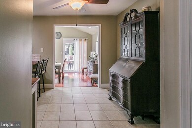 1417 Sentry Ln, Norristown, PA 19403 - photo 4