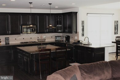 1005 Weston Dr, Williamstown, NJ 08094 - photo 2
