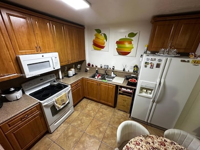 8031 W 36th Ave unit 1, Hialeah, FL 33018 - photo 6