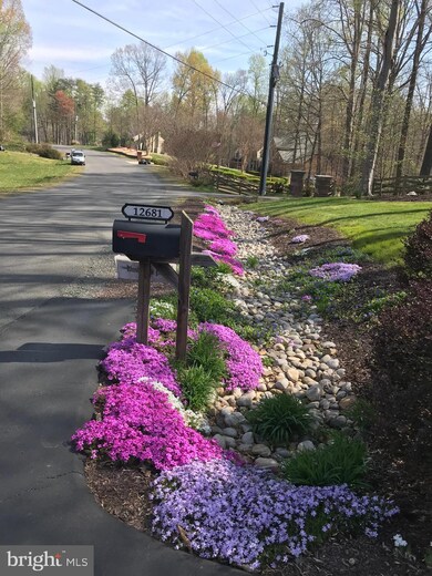 12681 Crossbow Dr, Manassas, VA 20112 - photo 3