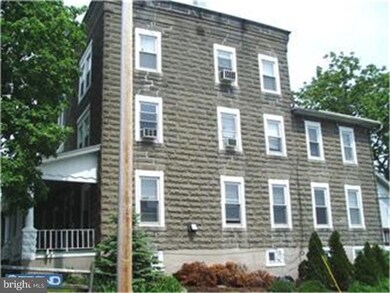 69 S 3rd St, Perkasie, PA 18944 - photo 4