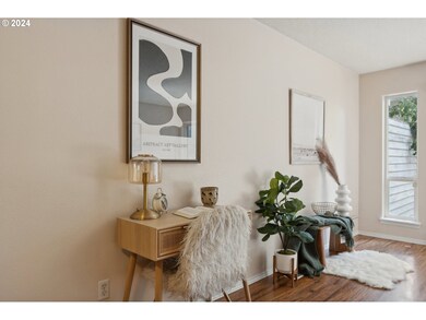 7036 NE Dogwood St, Hillsboro, OR 97124 - photo 5