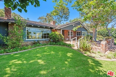 6363 Sycamore Meadows Dr, Malibu, CA 90265 - photo 2