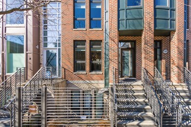 002_8ad199f_E 85 N 5th 97-003